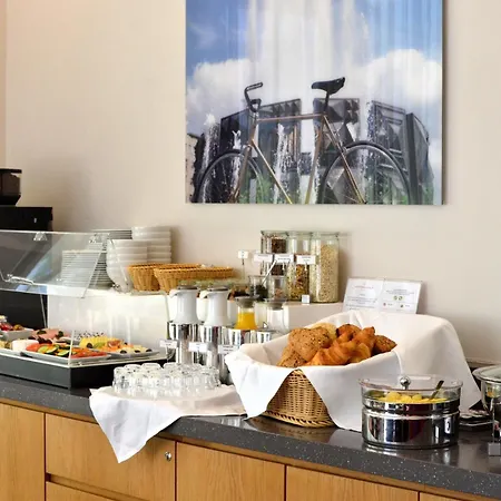 Flottwell & Residenz Am Park Hotell 3*