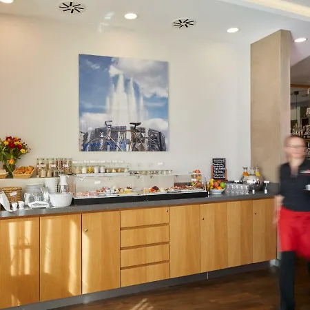 Flottwell & Residenz Am Park Hotell 3*