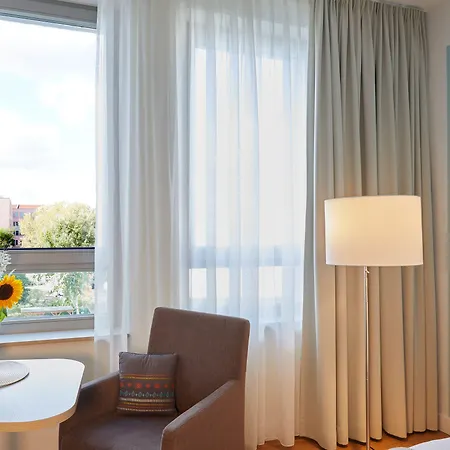 מלון Flottwell & Residenz Am Park ברלין