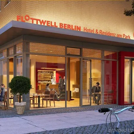 מלון Flottwell & Residenz Am Park 3*